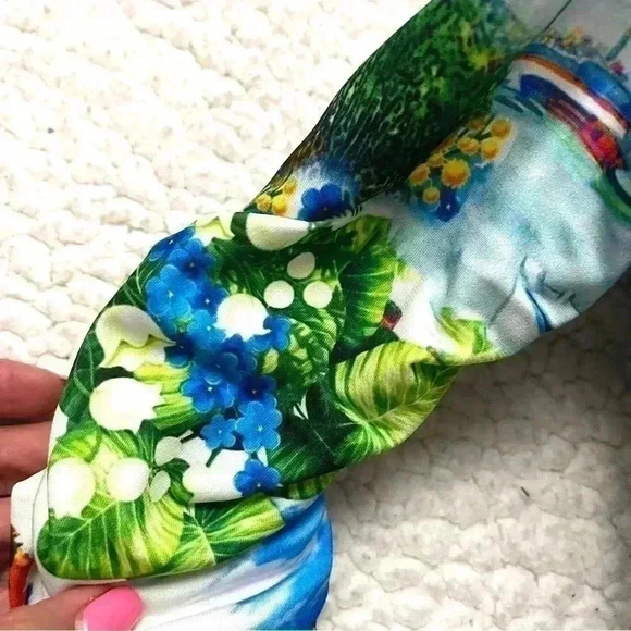 Boston Proper Cold Shoulder Rouge 3/4 Sleeve Cowl Neckline Tropical Top Size XS - Picture 15 of 15